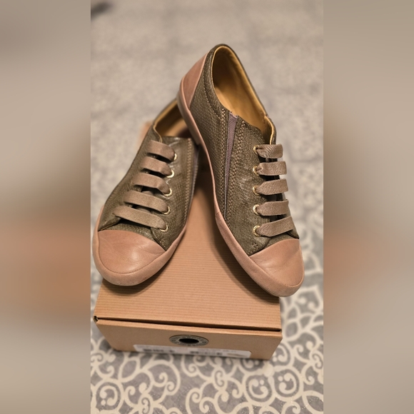 Bussola Vaasa size 39 (8), taupe color. - Picture 1 of 6